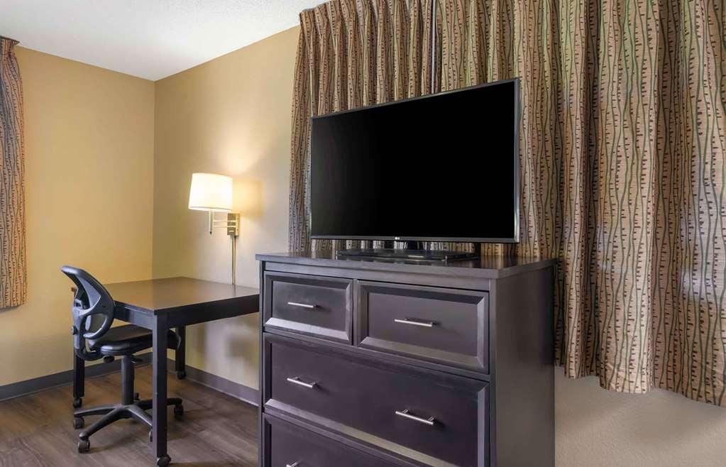 Extended Stay America Suites - St Petersburg - Clearwater - Executive Dr Largo Oda fotoğraf