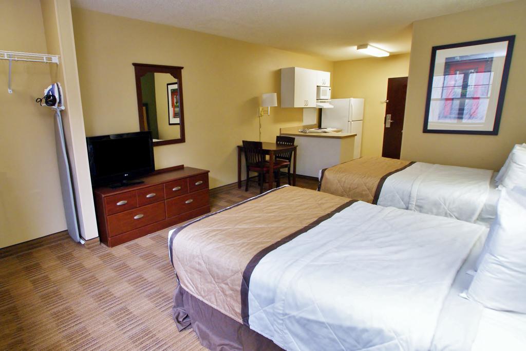 Extended Stay America Suites - St Petersburg - Clearwater - Executive Dr Largo Dış mekan fotoğraf