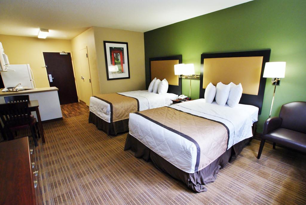 Extended Stay America Suites - St Petersburg - Clearwater - Executive Dr Largo Dış mekan fotoğraf