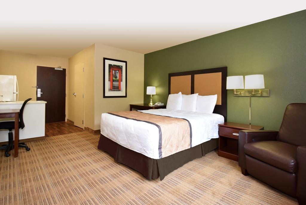 Extended Stay America Suites - St Petersburg - Clearwater - Executive Dr Largo Dış mekan fotoğraf