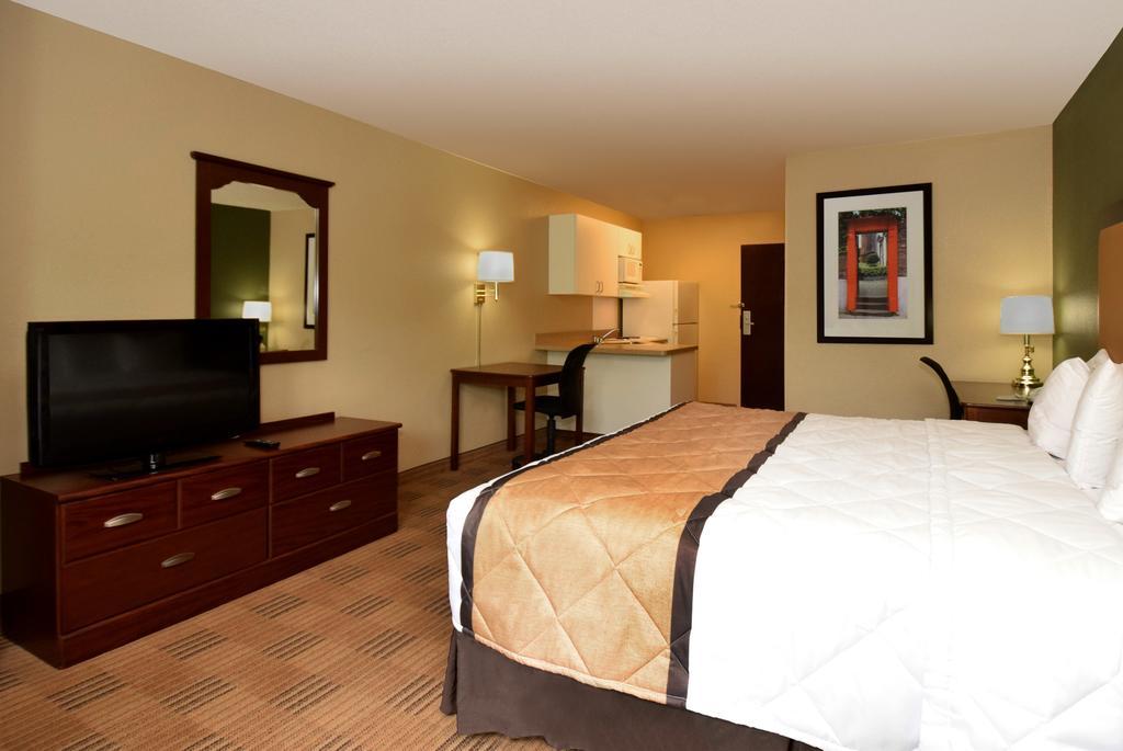 Extended Stay America Suites - St Petersburg - Clearwater - Executive Dr Largo Dış mekan fotoğraf